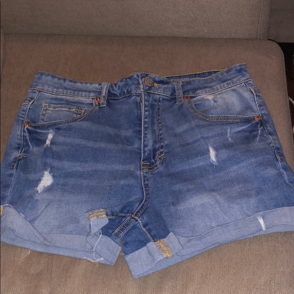 Aeropostale high waisted midi shorts